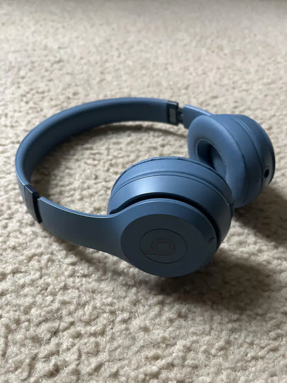 Beats Wireless Over-Ear Headphones - Premium Sound & Comfort